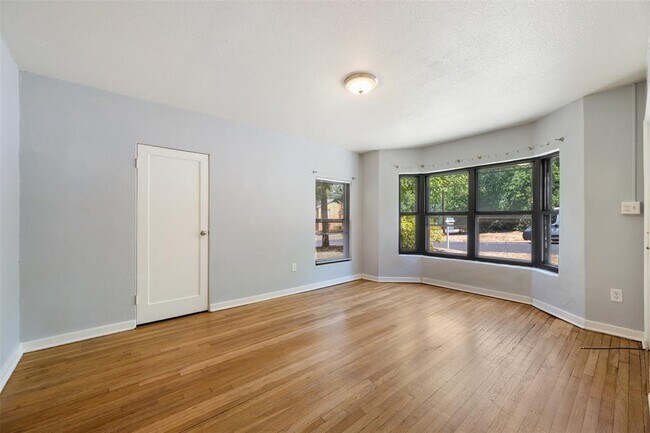 Building Photo - 1401 Kirkwood Rd