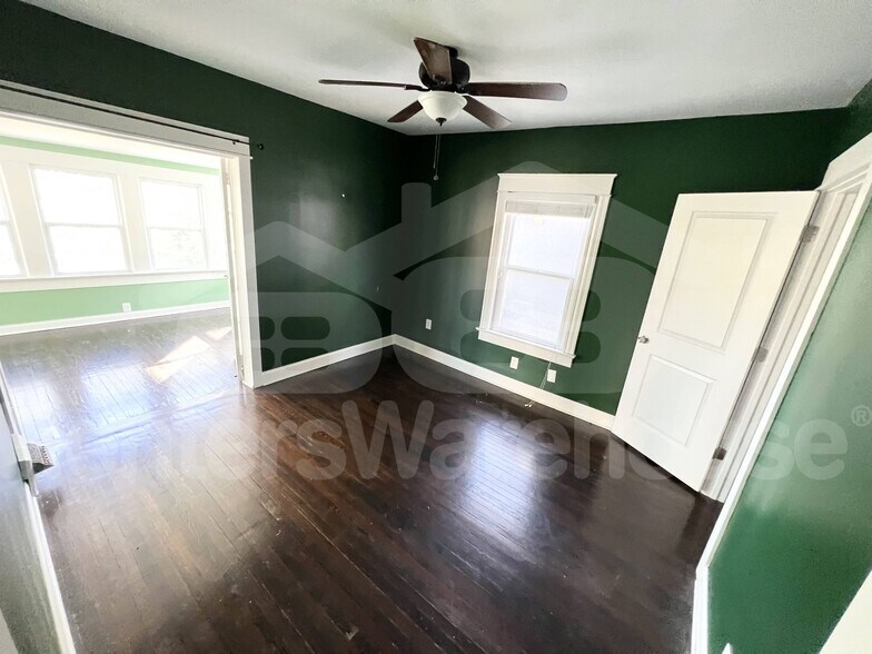 Building Photo - 4217 Campbell St