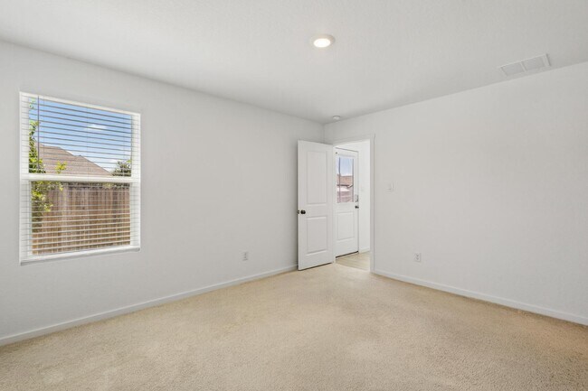 Building Photo - 9754 Janefield Ml