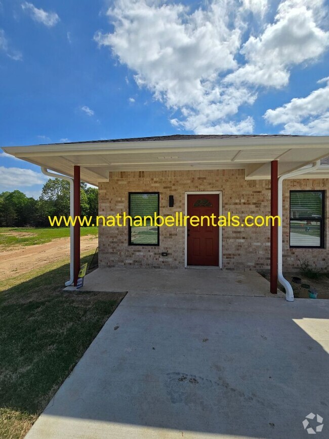 Building Photo - 264 Chisholm Trail