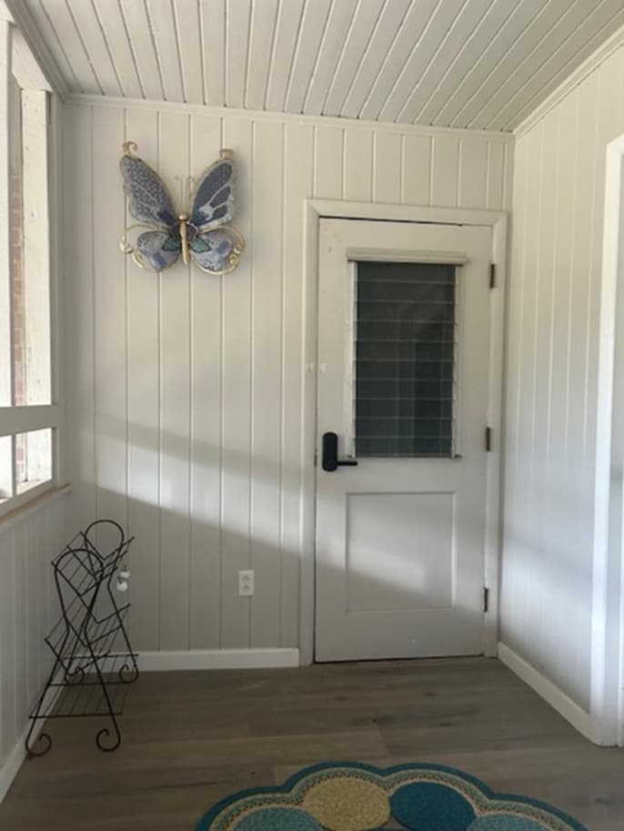 Back Porch - 2511 Mashburn Rd