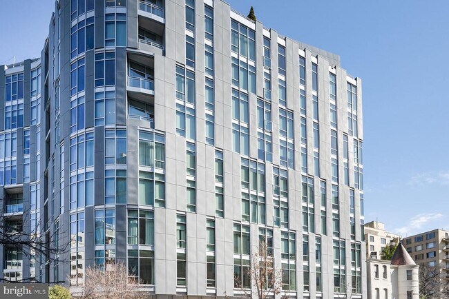 Building Photo - 1177 22nd St NW