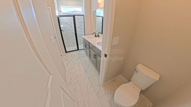 Building Photo - 776 Nob Hl Ln