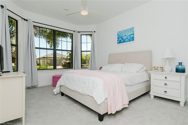 Building Photo - 5939 Gala Dr