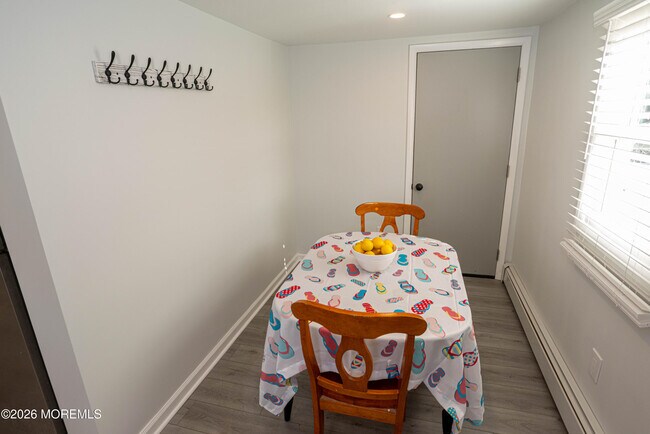 Building Photo - 17 George Rd