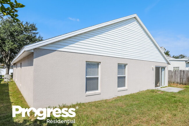 Building Photo - 2041 Colonial Woods Blvd