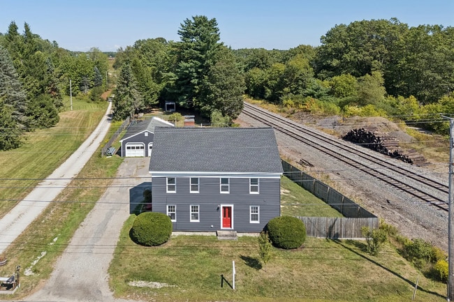 Building Photo - Modern Comfort Meets Country Charm in Cumb...