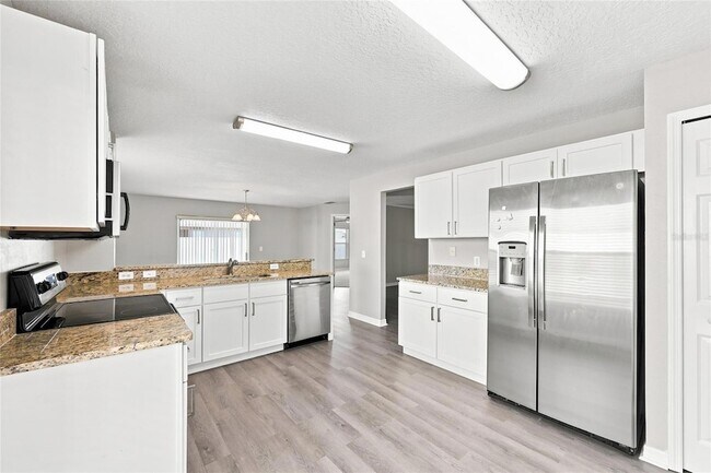 Building Photo - 516 Bella Rosa Cir