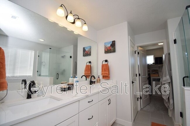 Building Photo - 2964 S 2500 W St