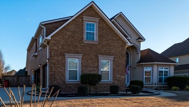 Building Photo - 204 Cashmere Ct