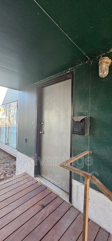 Building Photo - 3804 Roanoke Rd