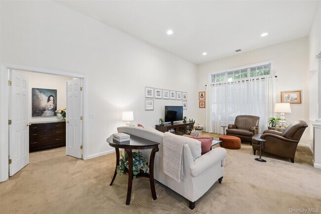 Building Photo - 228 Sonata Ct