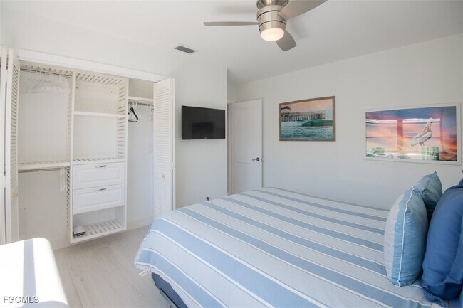 Building Photo - 915 Don Juan Ct