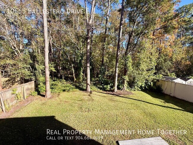 Building Photo - 10665 Ballestero Dr E