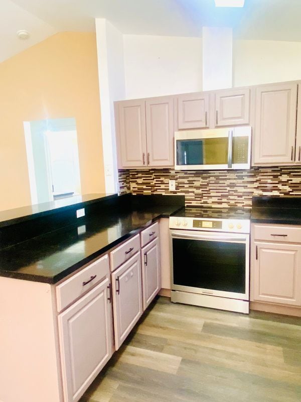 Building Photo - 659 Jaguar Ct