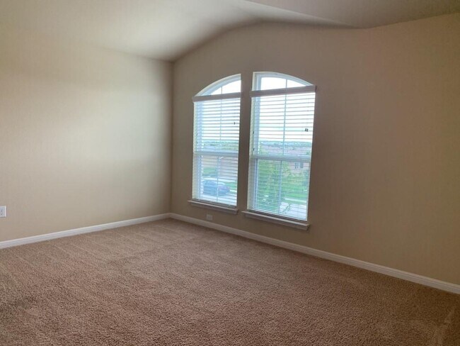 Building Photo - 109 Sabine River Dr