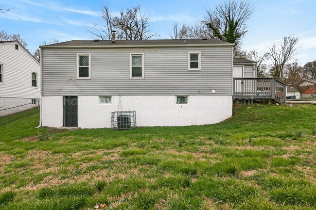 Building Photo - 605 Abston St