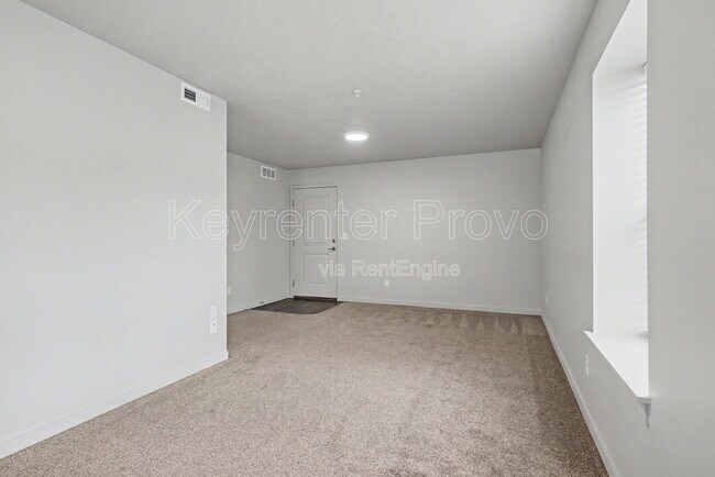 Building Photo - 64 W 600 N