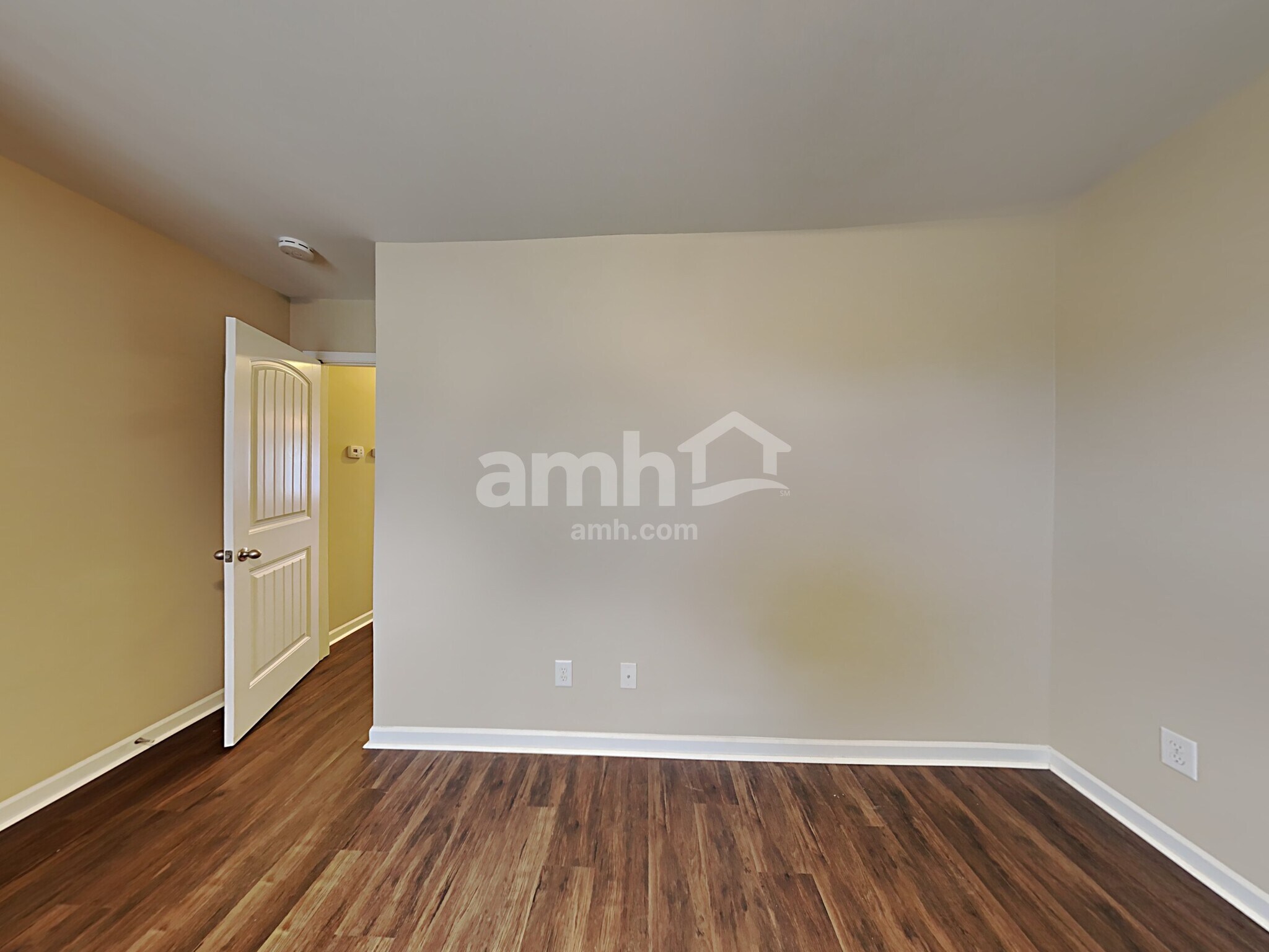 Building Photo - 6300 Slopeside Ct