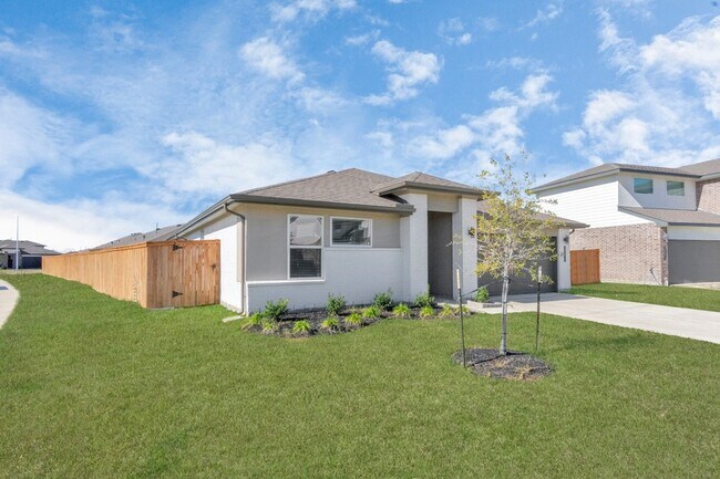 Building Photo - 10626 Watershed Dr
