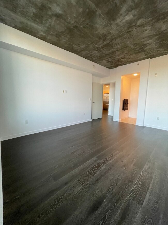 Building Photo - 311 2nd St