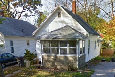 Primary Photo - 1-BR Home in Elkhart Across from Weston Park