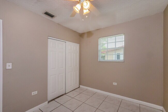 Building Photo - 7311 Miramar Pkwy