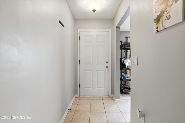 Building Photo - 45084 Ingleham Cir