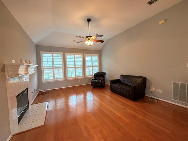 Building Photo - 120 Stonecreek Dr