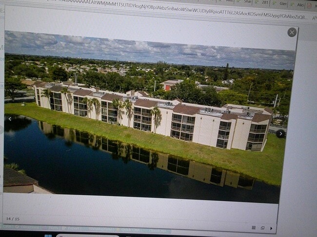 Building Photo - 3199 Foxcroft Rd