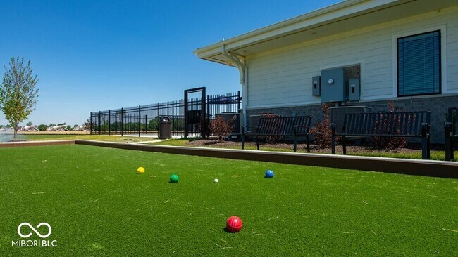 Building Photo - 2838 Maricopa Blvd