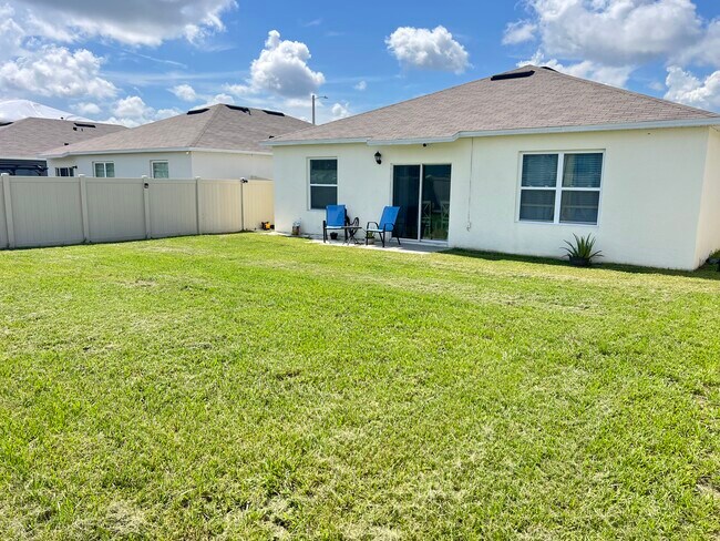 Building Photo - 187 Emanuelle Dr