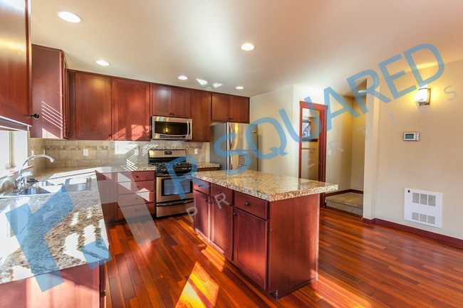 Building Photo - 14314 Stone Ave N