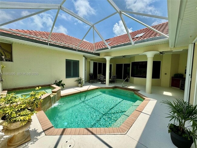 Building Photo - 1740 Ludlow Rd