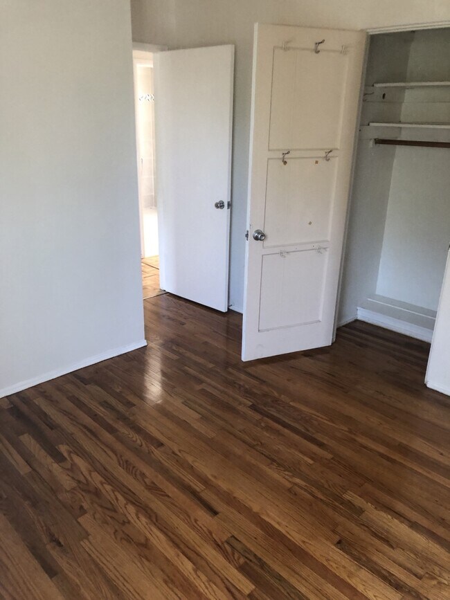 Building Photo - 3151 Meadow Grove Dr