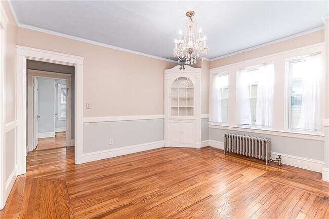 Building Photo - 30 Taft Ave