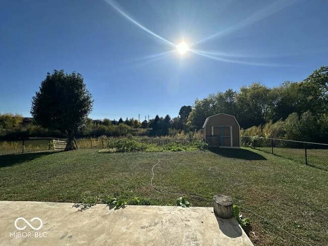 Building Photo - 6424 Alonzo Dr
