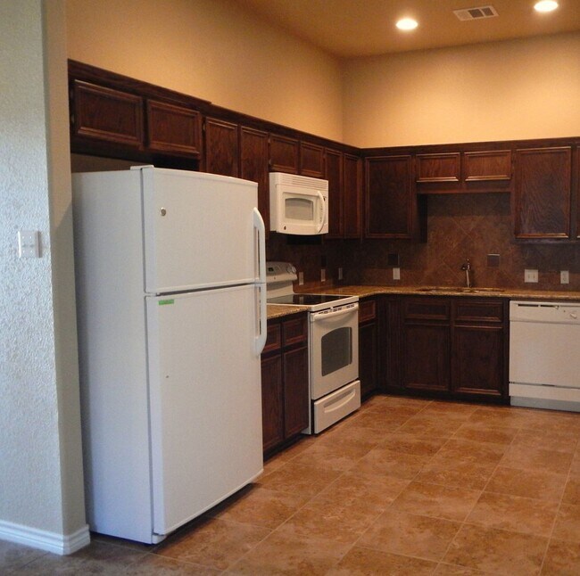 Building Photo - 4700 Passion Flower Loop