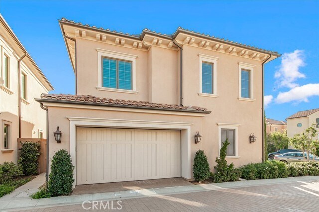 Building Photo - 111 Winnett