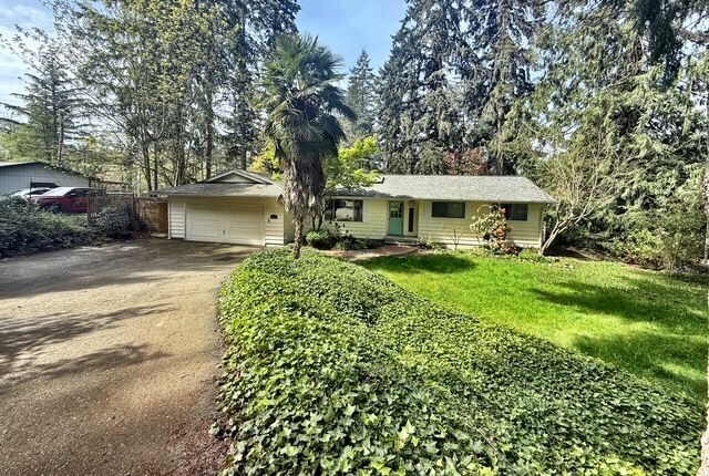 Building Photo - 14011 Blackberry Ln NE