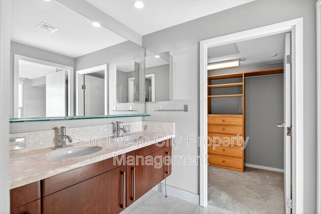 Building Photo - 321 Tenth Ave