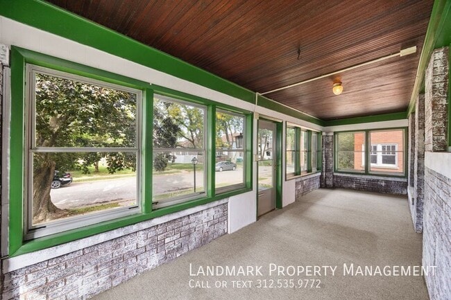Building Photo - 812 Farragut Pl