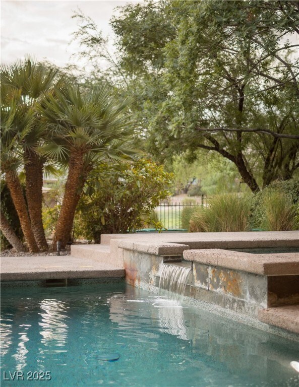 Building Photo - 1501 Foothills Village Dr