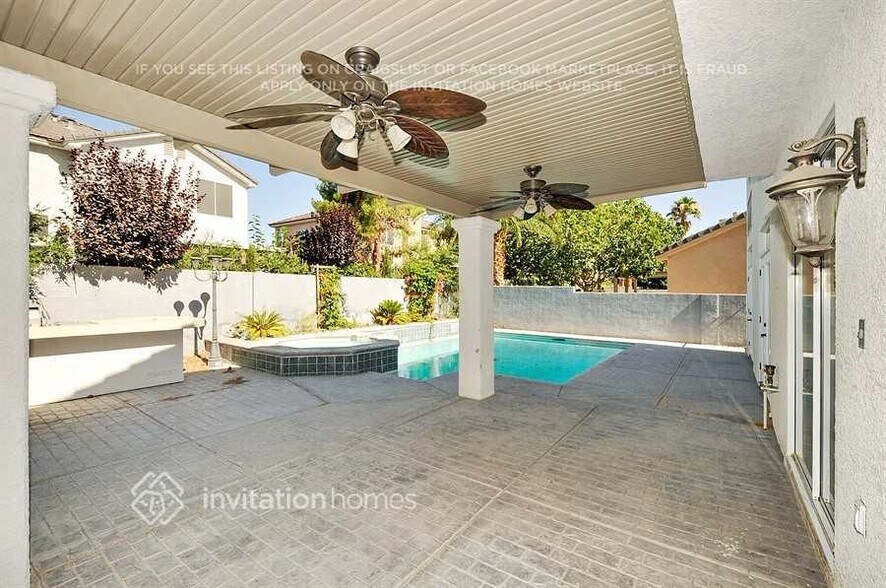 Building Photo - 5501 Carnation Meadow St