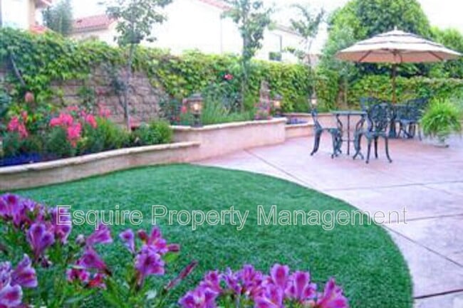 Building Photo - 1735 Butterfly Ct