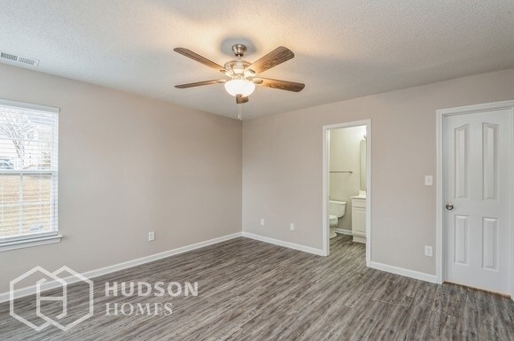 Building Photo - NOW AVAILABLE! - 11205 Amber Glen Dr, Char...