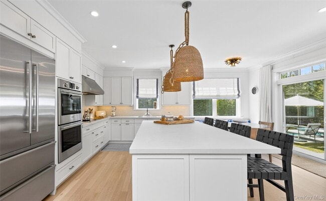 Building Photo - 17 Bayview Rd N