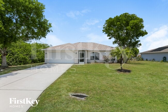Building Photo - 215 Mossrosse St