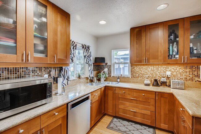 Building Photo - North Park Gem: 4-Bedroom, 3-Bath Home with Lush Garden & Modern Comforts