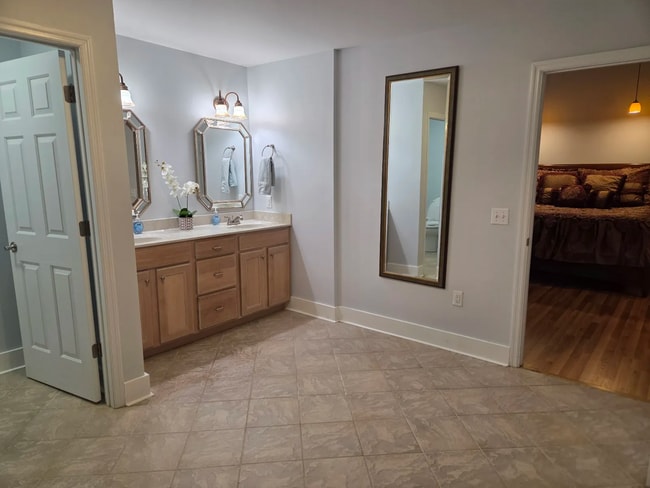 Building Photo - 212 Hice Ave